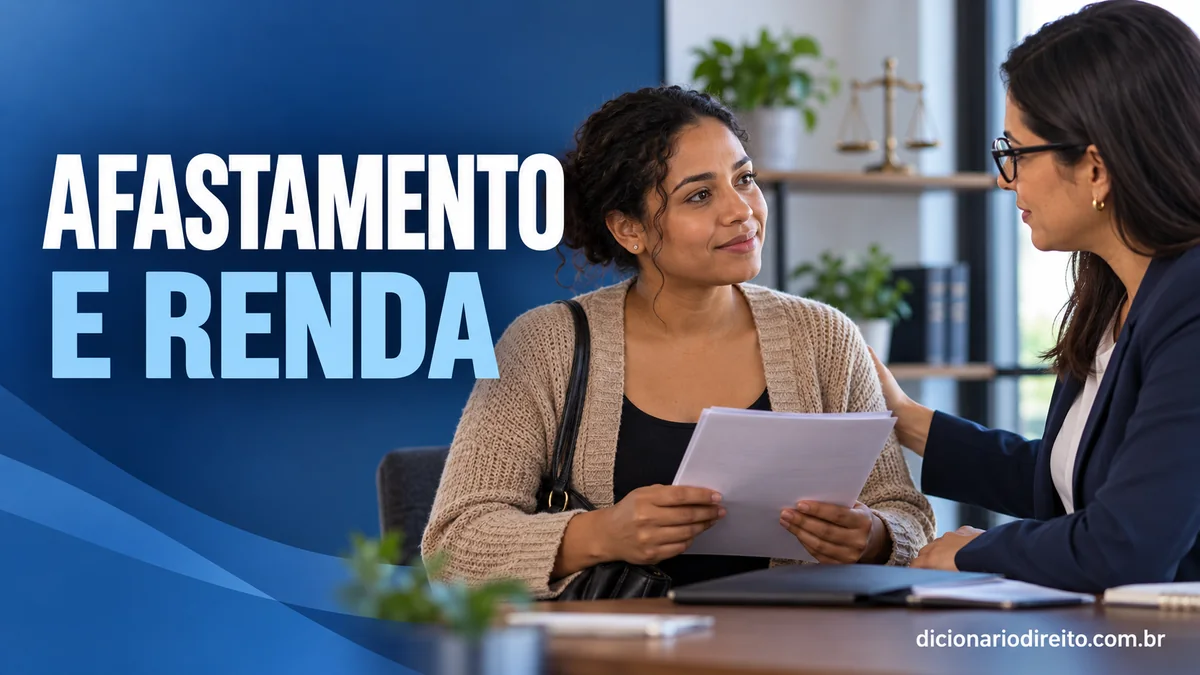 Mulher recebe orientação reservada sobre medida protetiva e afastamento do trabalho.